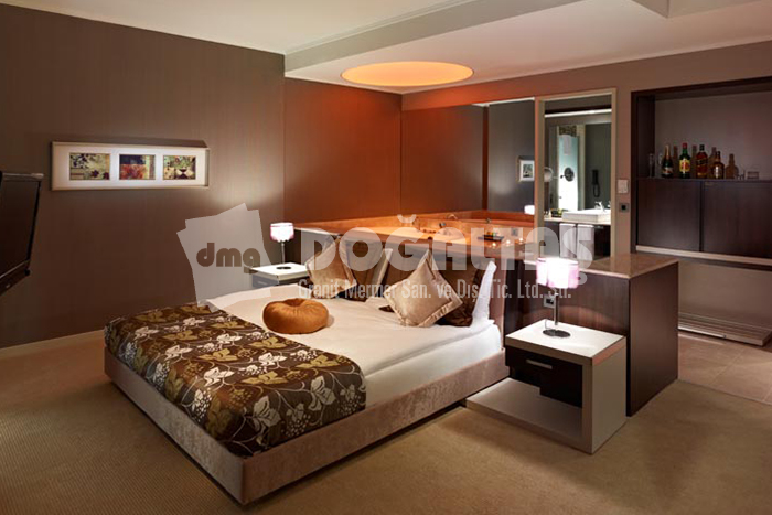 Cratos Otel