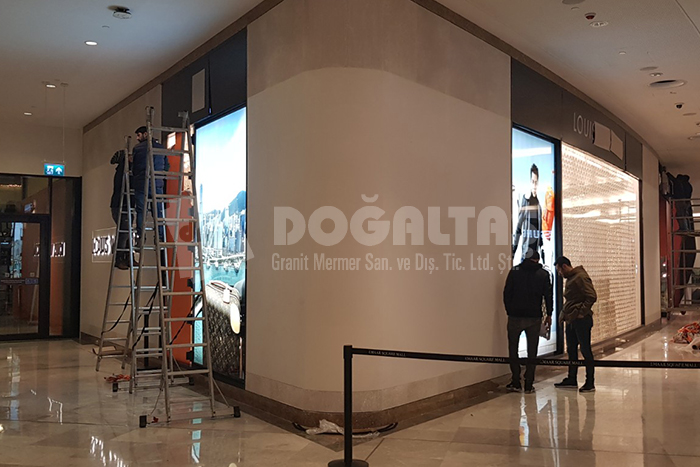 Lois Vution - Emaar - İstanbul